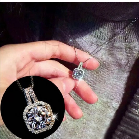 Pendant Chain Statement Choker diamond necklace - Picture 7 of 10